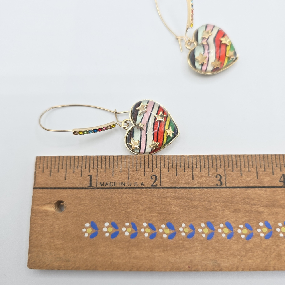 Betsey Johnson "One Love" Rainbow Heart Dangle Earrings Gold Stars Rhinestones - Picture 9 of 10